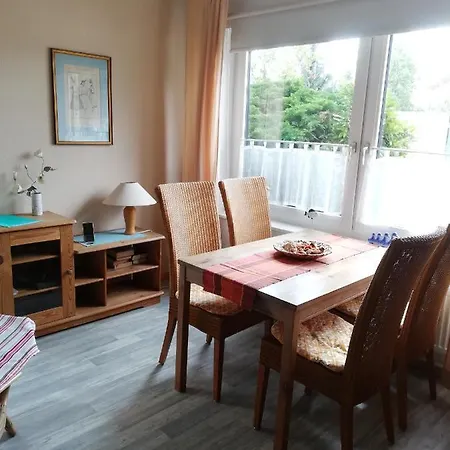 Haus Zwischen See Und Wald - Fewo Strandlaufer Kellenhusen